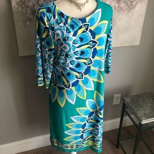 Sandra
Darren evening dress Mandela long sleeve